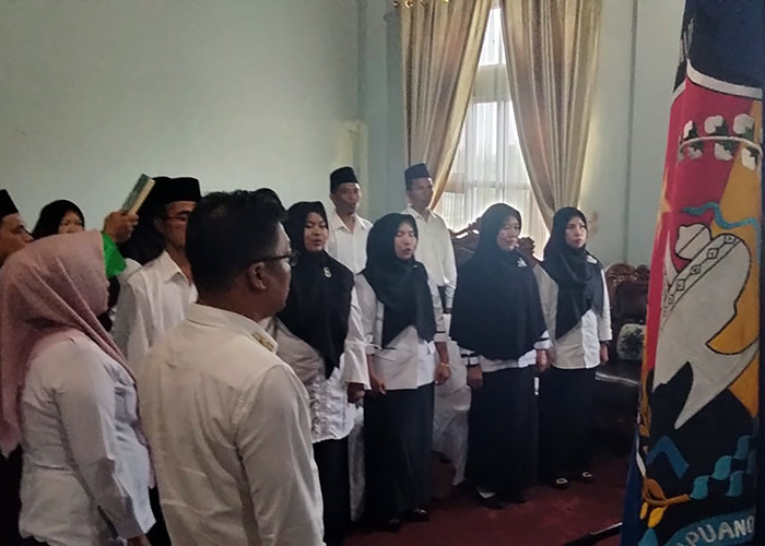 PPPK Guru Mukomuko Terima SK Pengangkatan