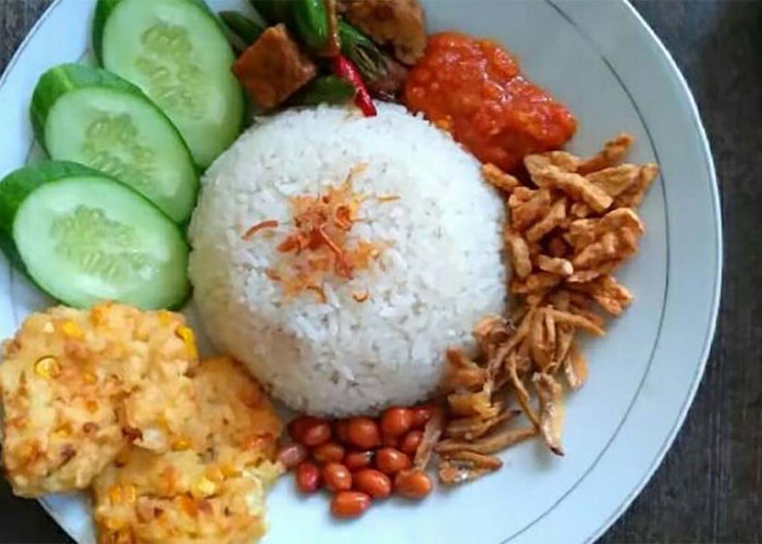 Resep dan Cara Sederhana Membuat Nasi Gemuk Khas Nusantara yang Nikmat