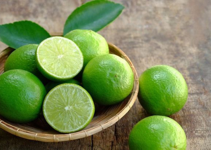 Manfaat Jeruk Nipis untuk Kesehatan: Vitamin C Alami dan Antioksidan yang Menyehatkan Tubuh