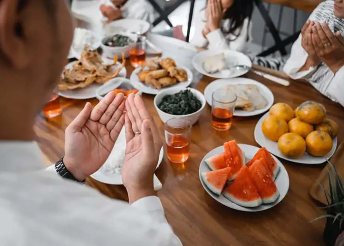 8 Paduan Lengkap Sahur Agar Tidak Cepat Lapar No 6 Hindari Makan Manis