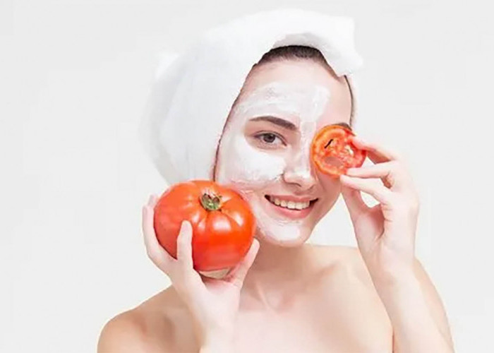 5 Manfaat Tomat Untuk Kecantikan dan Kesehatan Kulit Wajah, Yuk Simak