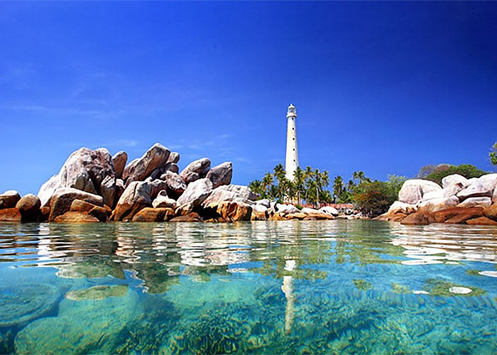 Intip Keindahan Wisata Pantai Belitung, Surga Kecil di Tanah Laskar Pelangi