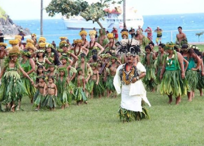 Tradisi Nyeleneh di Kepulauan Marquesas Yang Indah, Anak Belajar Dewasa Harus Menonton Orang Tua