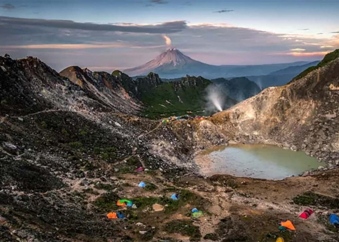 Pesona Alam Gunung Sibayak yang Memukau Setiap Wisatawan yang Berkunjung