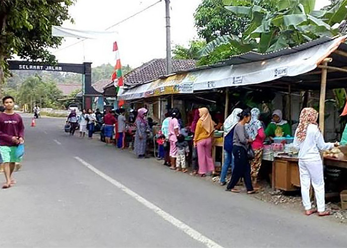 Cerita Unik 7 'Kampung Janda' di Indonesia 
