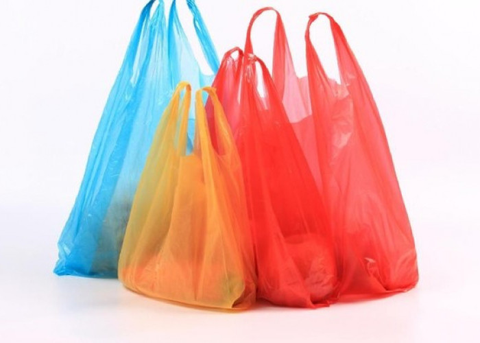 Perang Iran dan Amerika Serikat, Harga Kantong Plastik Ikut Naik