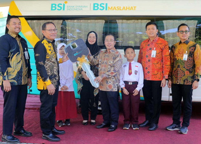 Mukomuko Dapat Bantuan Mobil dari Bank Syariah Indonesia, Bupati: Sarana Transportasi Pendidikan