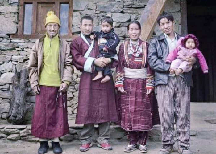 Bayangkan, Wanita Suku Nelap Di Gunung Everest Boleh Punya Suami Lebih Dari Satu 