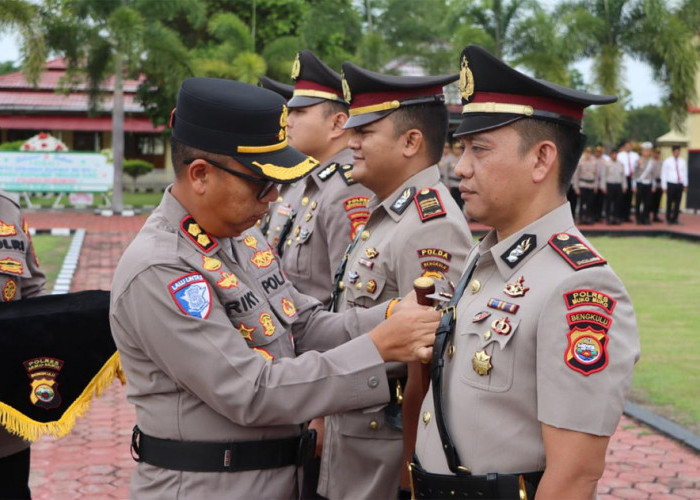 Kabag Opd dan Kasat Lantas Polres Mukomuko Mutasi
