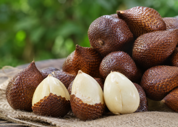 Manfaat Buah Salak bagi Kesehatan: Buah Unik Nusantara dengan Kandungan Nutrisi Menyehatkan