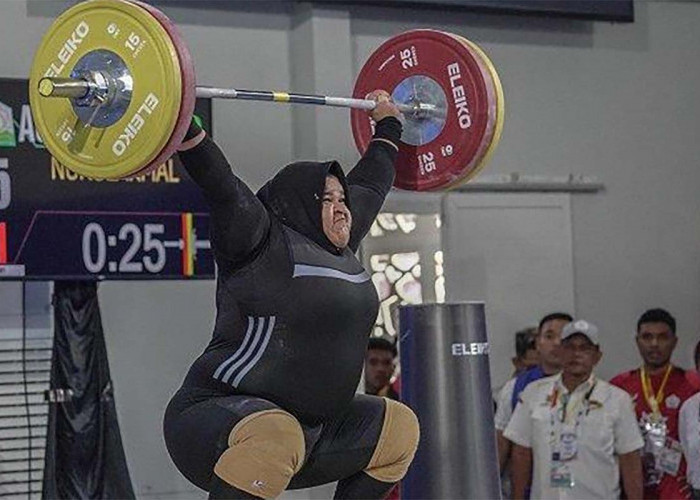 Gemilang! Nurul Akmal Sabet Emas dan Pecahkan Rekor, Aceh Juara Umum Angkat Besi PON 2024