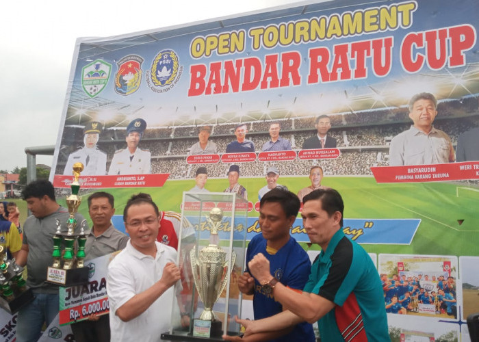 Porami FC Gebuk Porsel di Final dengan Skor 3 : 2, Bupati Mukomuko Tutup Turnamen Bandar Ratu Cup II