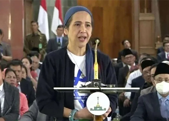 Aktivis Israel Monique Rijekrs Datang ke Al-Zaytun Dalam Acara Peringatan 1 Suro, Katakan Ini Dalam Sambutanya