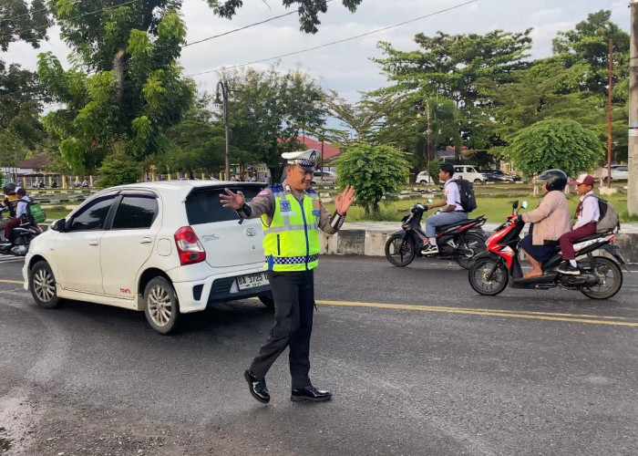 Polres Mukomuko Intensifkan Gatur Pagi Demi Kelancaran Lalu Lintas