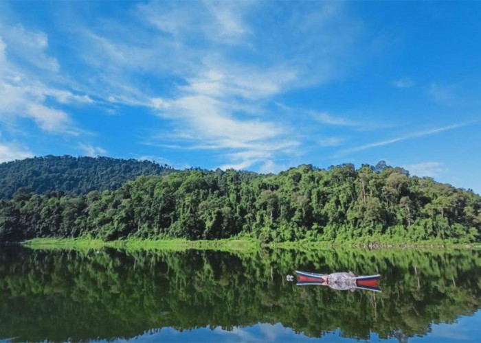 Tersembunyi di Aceh, Beginilah Keindahan Alam Danau Aneuk Laot