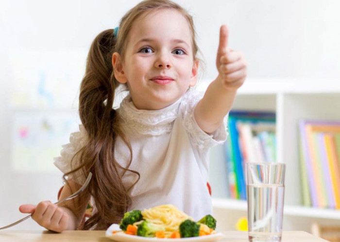 5 Makanan yang Wajib Dikonsumsi untuk Meningkatkan Daya Ingat dan Konsentrasi Si Kecil