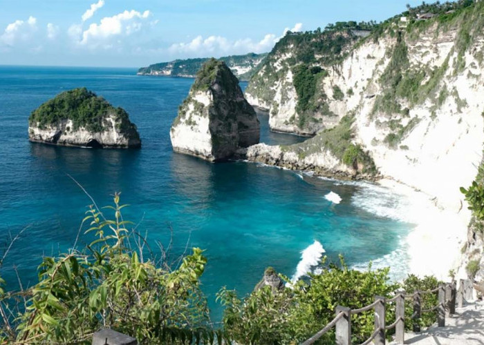 Keindahan Alam Diamond Beach di Nusa Penida yang Menakjubkan