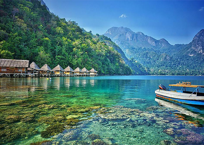 8 Destinasi Honeymoon Terpopuler di Indonesia, Cocok Buat Anak Muda Bikin Hubungan Makin Mesra