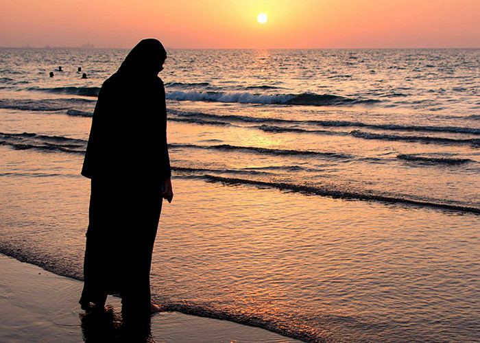 Siapa Perempuan Al-Mutabarrijat dan Mengapa Kemunculannya Menandakan Hari Kiamat Sudah Dekat?