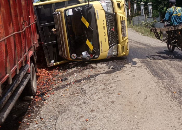 Pemda dan Anggota DPRD Provinsi Diminta Lebih Serius Benahi Jalan Provinsi di Talang Medan
