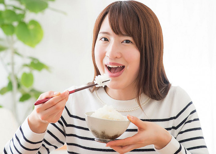 Kenapa orang Jepang makan pake Sumpit?