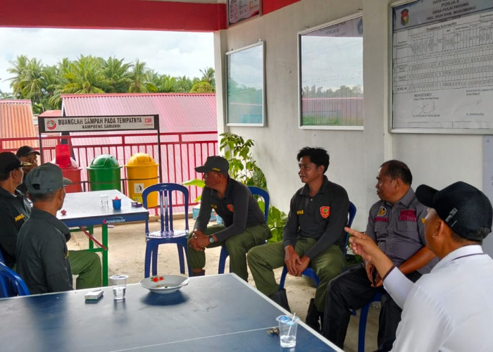Anggota Linmas Pulai Payung Diberi Pembinaan Kedisiplinan 