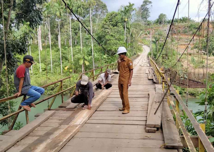 Sangat Darurat, Jembatan Desa Talang Buai Direhab