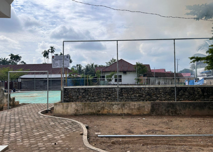 Pembangunan Pagar Lapangan di Ranah Karya Mulai Dikebut