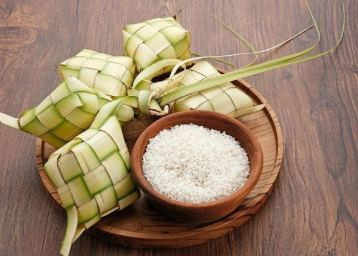 Ketupat: Makanan Tradisional yang Melekat di Hati dan Memiliki Makna Khusus Saat Hari Raya