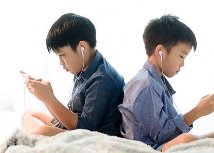 Berapa Lama Waktu yang Ideal untuk Anak Bermain Gadget dalam Sehari?
