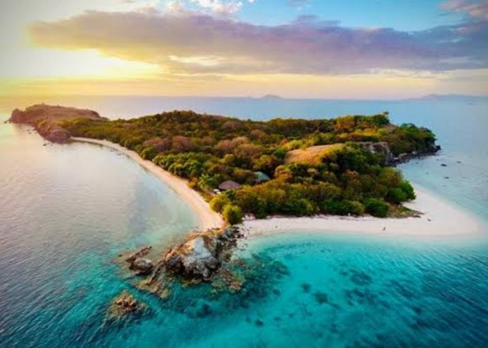 Mengenal Pulau Atol Mangiatan, Pulau yang Menawarkan Pesona Eksotis dan Habitat Para Komodo