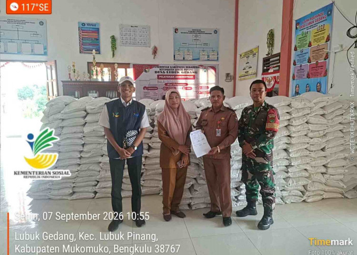 Ribuan KPM di Kecamatan Lubuk Pinang Dapat Bantuan Beras