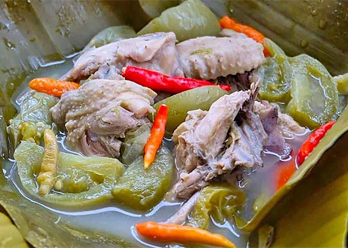 Resep Garang Asem Ayam Belimbing Wuluh, Masakan Kampung yang Segar dan Nikmat Tanpa Santan