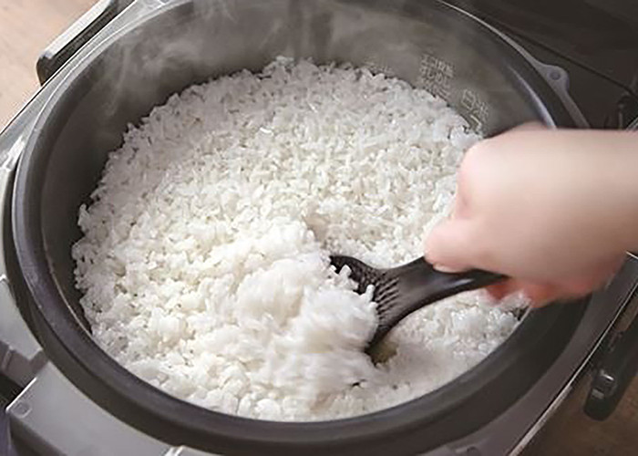 Tips dan Trik Memasak Nasi Agar Tidak Cepat Basi, Cukup Tambahkan 1 Bahan Dapur Ini 