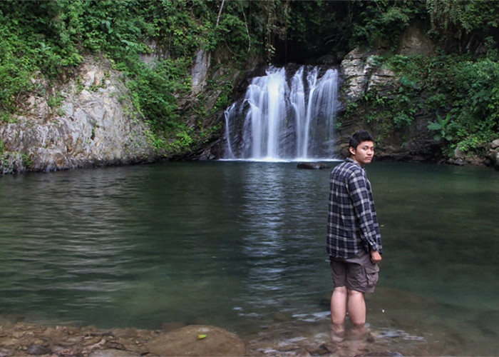 Butuh Ketenangan?? Cobain Keindahan Air Terjun Hulu Banda Sumatera Barat yang Menenangkan 