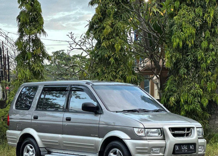 3 Jenis Mobil Panther yang Banyak Diburu