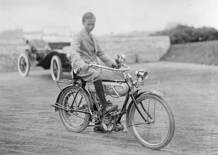 Asal Usul Ide Membuat Sepeda Motor Pertama Kali