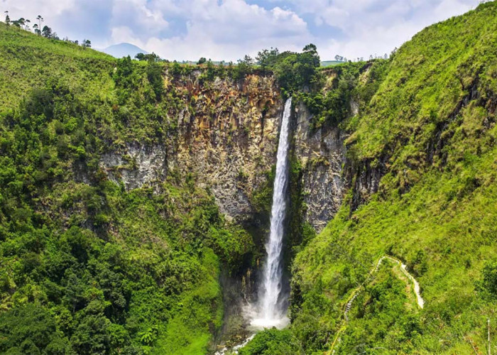 Air Terjun Sipiso-piso, Pesona Alam yang Menakjubkan dan juga Memukau 