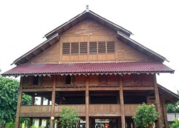 Mengenal Rumah Adat Banua Tada, Rumah Adat Tradisional Sulawesi Tenggara yang Kaya Akan Motif Flora dan Fauna