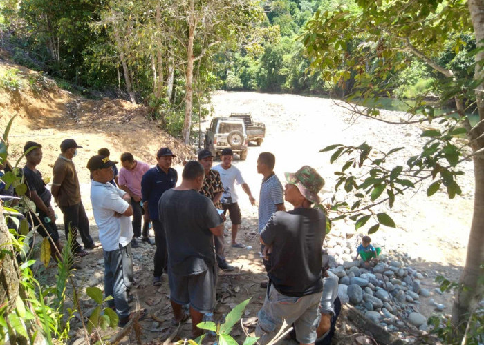 Masyarakat Tolak Aktivitas Tambang Galian C di Sungai Air Berau Pondok Suguh Mukomuko