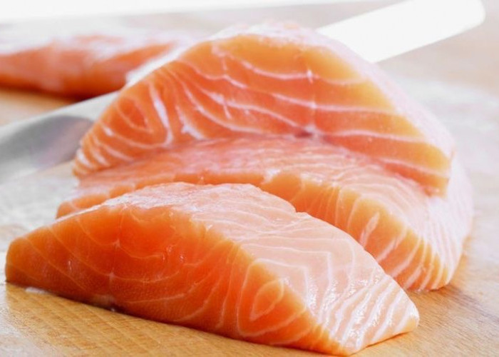 Tips Memilih Salmon Segar dan Berkualitas: Panduan untuk Konsumen Cerdas yang Mendapatkan Nilai Maksimal!