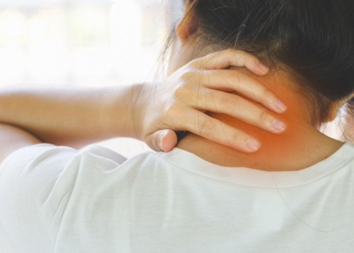 Penyebab Leher Tiba-Tiba Sakit Ketika Bangun Tidur