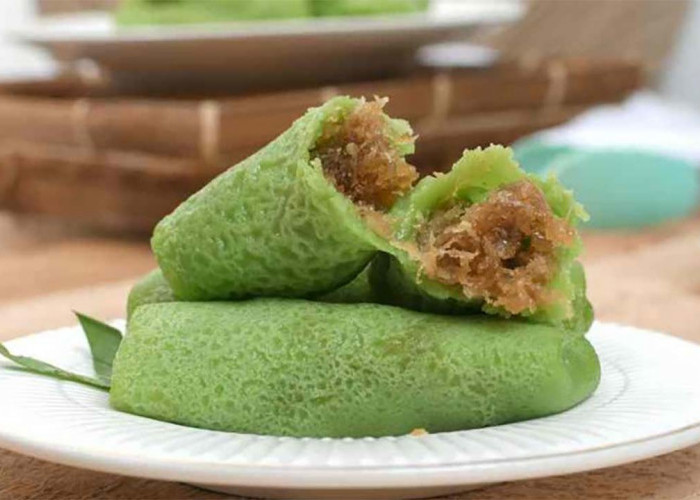 Mulai dari Klepon hingga Roti Bakar, Ini 10 Dessert Khas Indonesia yang Paling Enak Versi Taste Atlas 2024