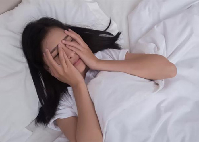 Tetap Bugar dan Anti Lelah, Begini Tips Menjaga Tubuh Tetap Segar Meski Sulit Tidur Malam
