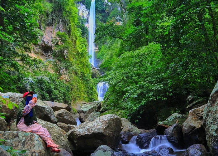 Menilik Pesona Keindahan Air Terjun Agal, Air Terjun dengan 10 Tingkatan di Sumbawa