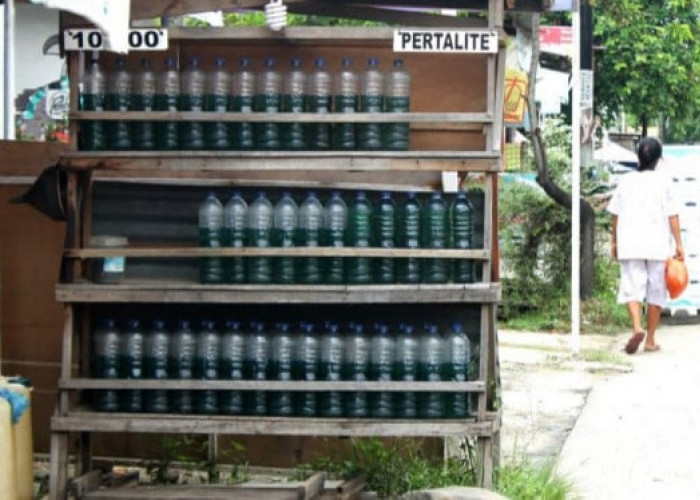 Naikkan Harga BBM dan Gas Eceran  Ketika Sedang Langka, Ini Kata Islam**