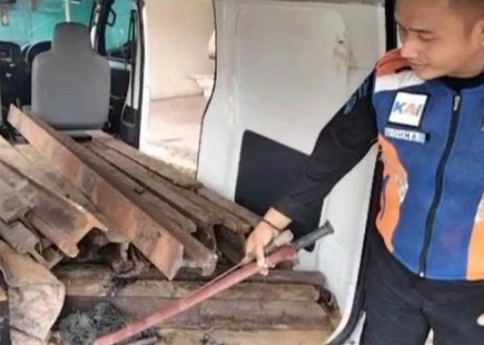 Joko Susilo Berang, Ambulans Dipakai Untuk Mencuri Besi Rel Kereta Api
