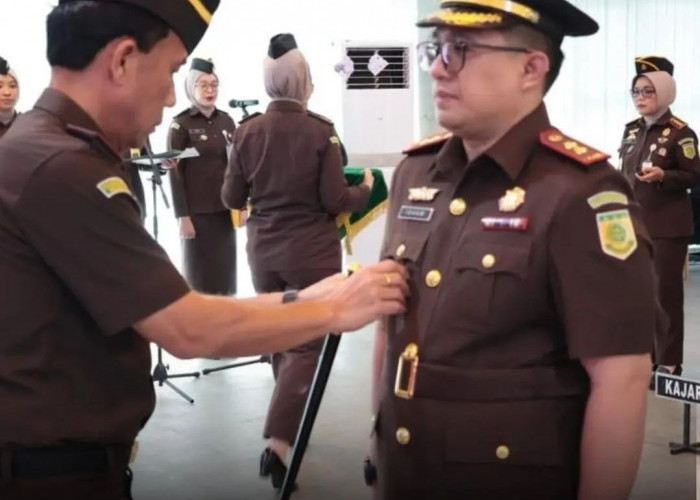 Idham Kholid Resmi Jabat Kajari Mukomuko 