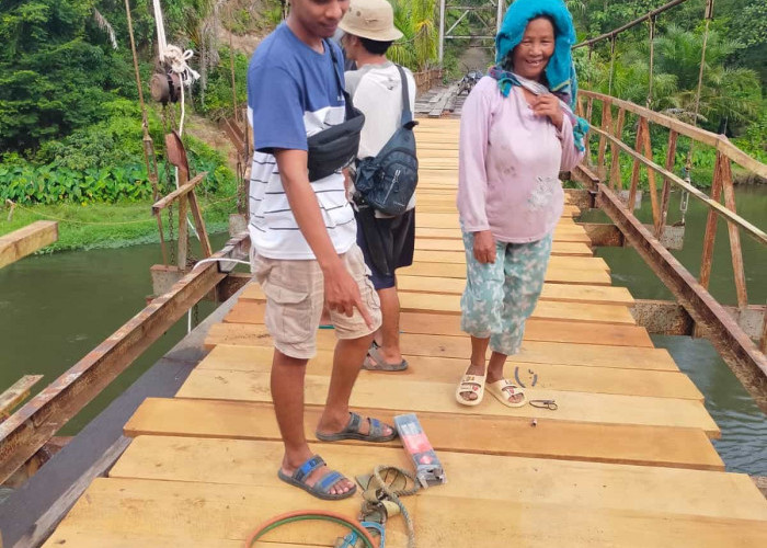 Perbaikan Jembatan Pondok Lunang Ambruk Ditargetkan Tuntas Pekan Depan