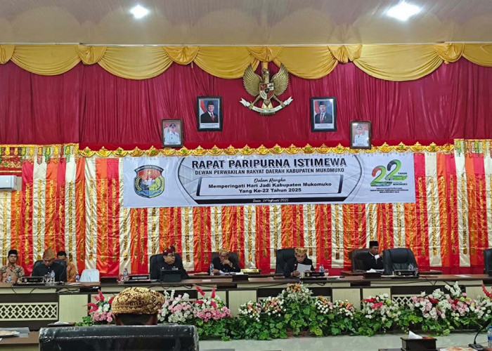 Rapat Paripurna HUT ke 22 Kabupaten Mukomuko Tahun 2025 Sukses  